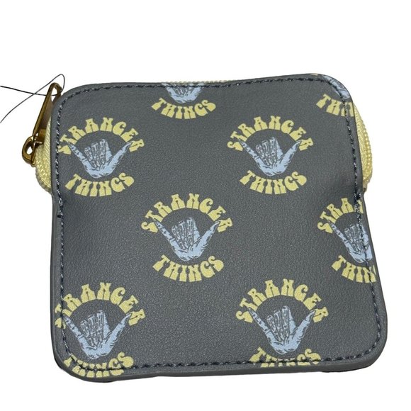 Funko Stranger Things Zippered Coin Purse Bag Wallet 4"×4" - Picture 2 of 5